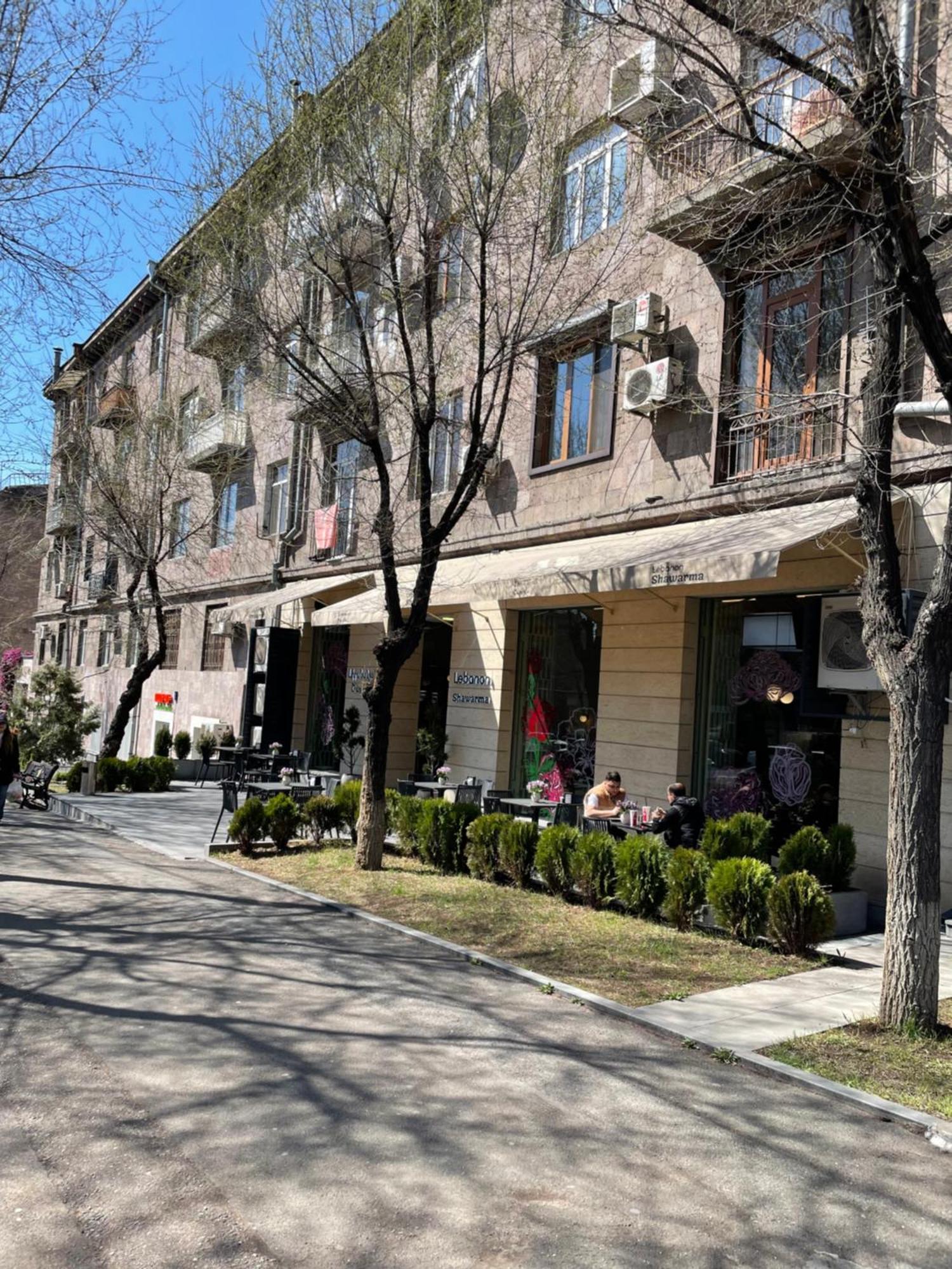 Komitas Apartement Erivan Exterior foto